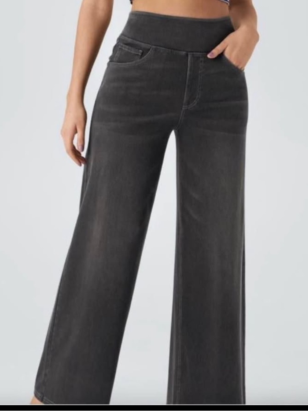 NEW !! Halara Flex High Waisted Wide Leg Woman’s Dark Grey Jeans ~ Size M Petite